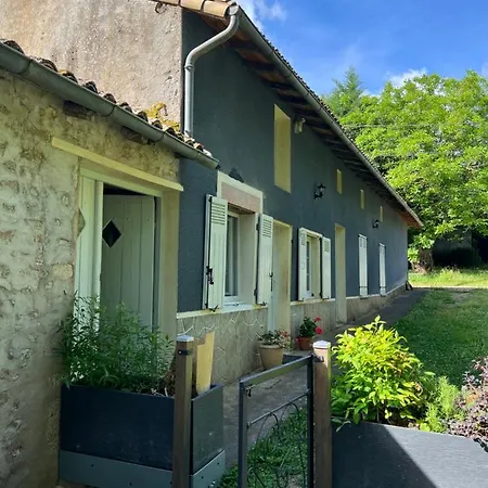 Maison De Preuille Payre Exterior photo